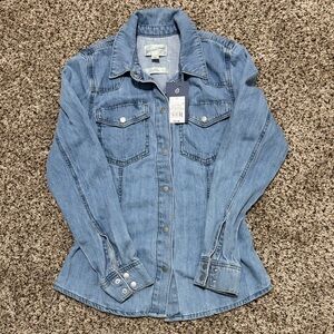 100% Cotton Universal Thread Light Blue Denim Shirt